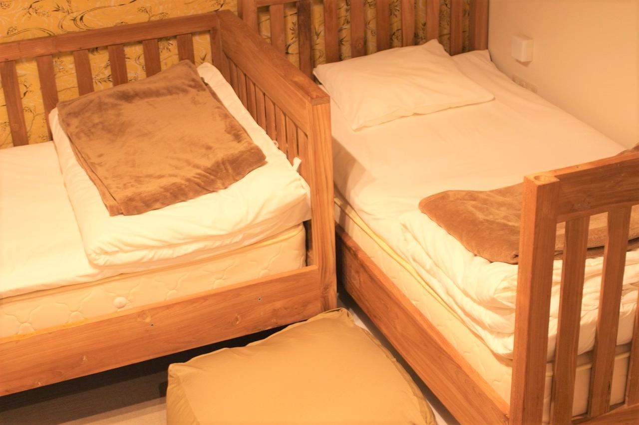 Yadokari Namba Hostel Osaka Exterior photo